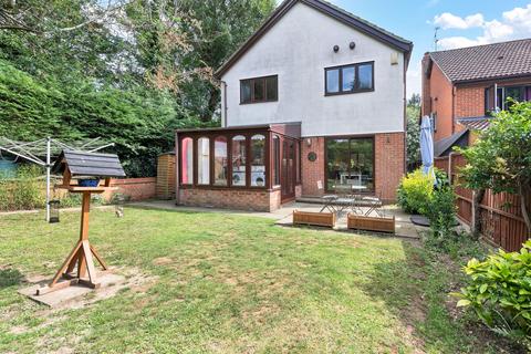 4 bedroom detached house for sale, The Hawthorns, Ware SG12