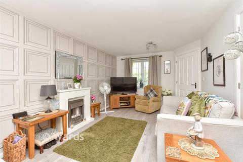 3 bedroom terraced house for sale, Thistle Hill Way, Sheerness ME12