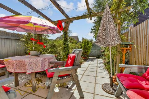 3 bedroom terraced house for sale, Thistle Hill Way, Sheerness ME12