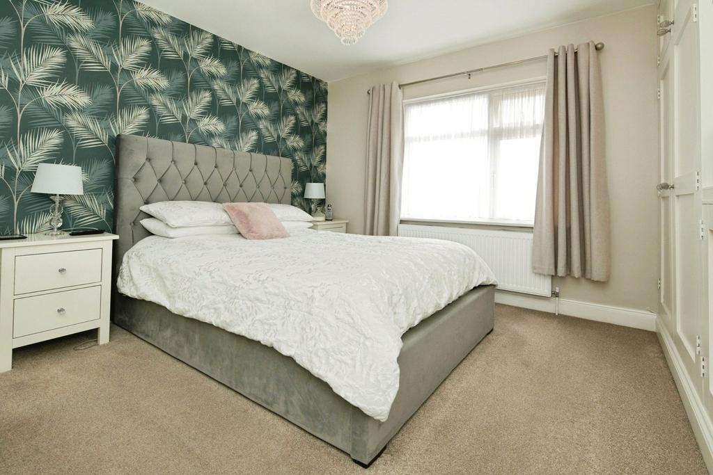 Graham Avenue, Brighton, East Sussex, BN1 - More
