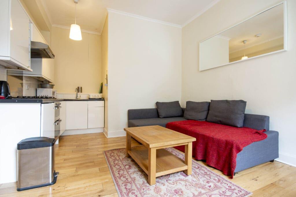 1379L Lady Lawson Street, Edinburgh, EH3 9DW - View 2