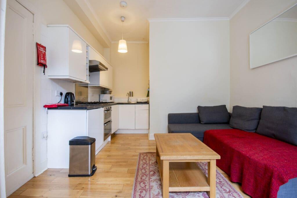 1379L Lady Lawson Street, Edinburgh, EH3 9DW - View 3