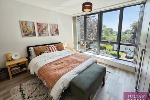 2 bedroom flat for sale, Bempton Drive, Didsbury, Manchester, M20