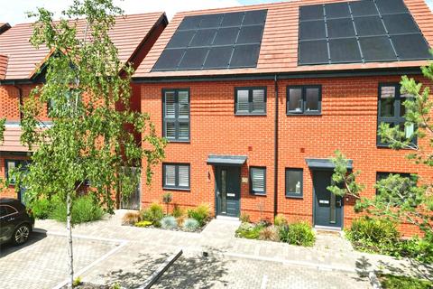 2 bedroom semi-detached house for sale, Dentons Walk, Berkshire RG45