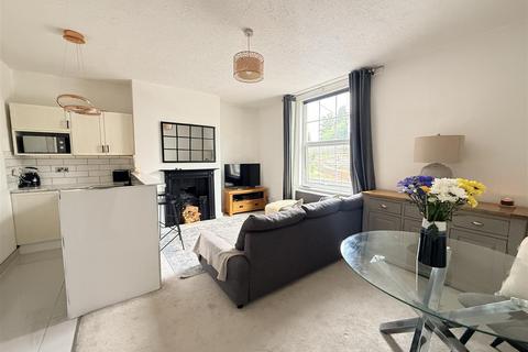 1 bedroom flat for sale, Worcester Street, Stourbridge