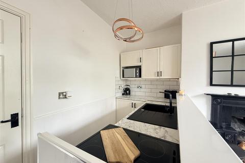 1 bedroom flat for sale, Worcester Street, Stourbridge