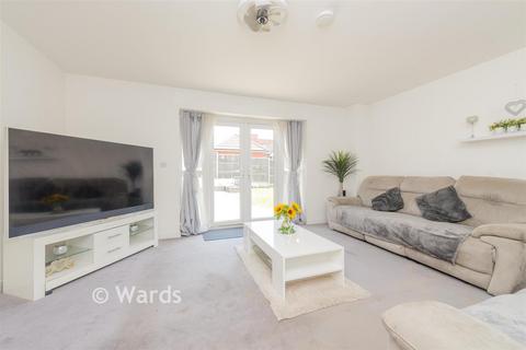 4 bedroom end of terrace house for sale, Golve Drive, Chatham ME5