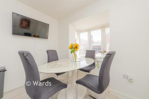 4 bedroom end of terrace house for sale, Golve Drive, Chatham ME5