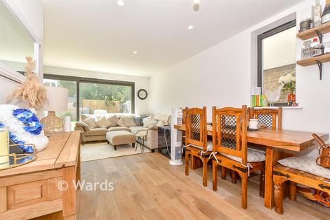 3 bedroom semi-detached house for sale, Sandpiper Close, Appledore, Kent
