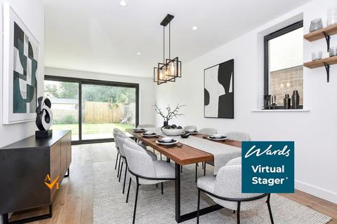 3 bedroom semi-detached house for sale, Sandpiper Close, Appledore, Kent