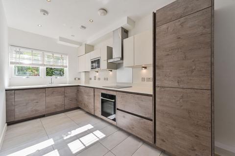 4 bedroom house for sale, Vicarage Crescent, Battersea, London, SW11