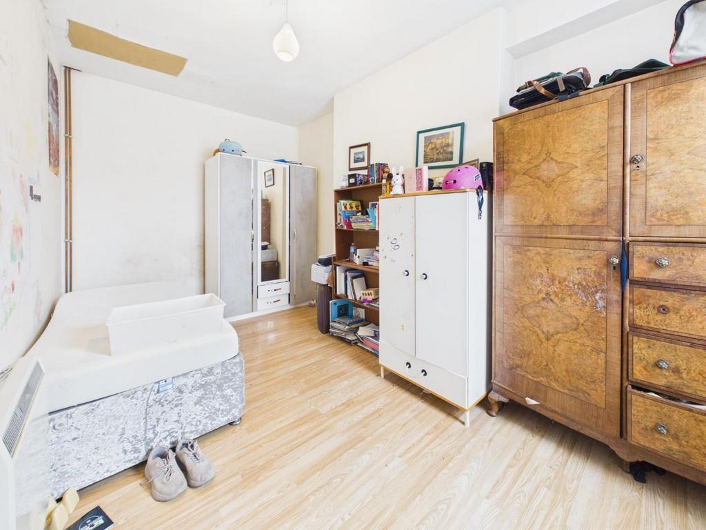 2 Flats, over 2250 sq feet accomm, Gotham Street, Leicester - View 6