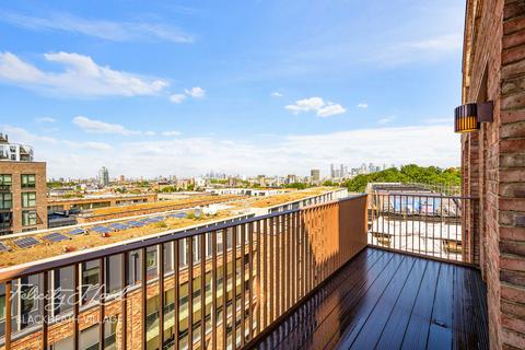 2 bedroom apartment for sale, Chalkstone Lane, London