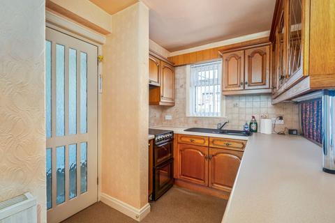 3 bedroom semi-detached house for sale, Westroyd Avenue, Cleckheaton