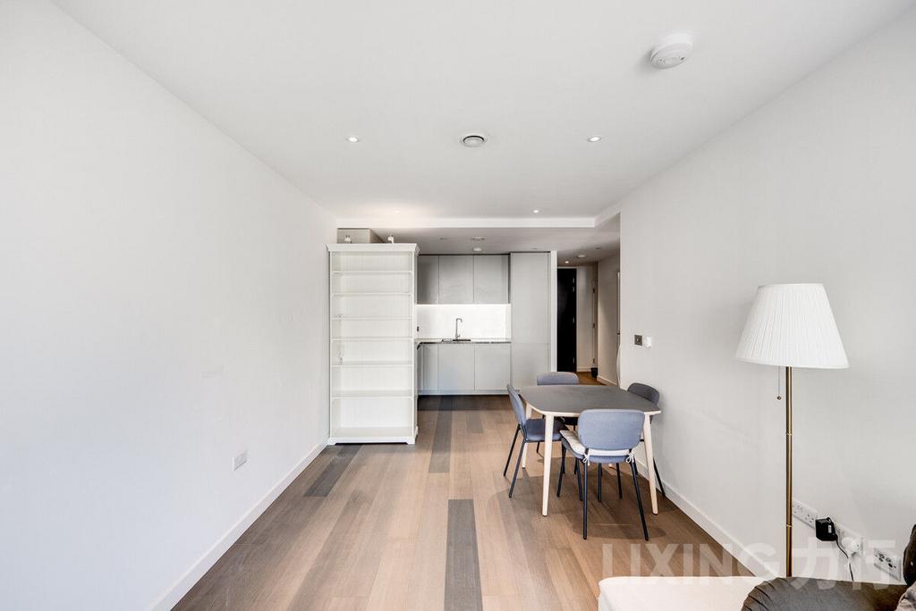 Apartment in London, Royal Borough of Greenwich - More