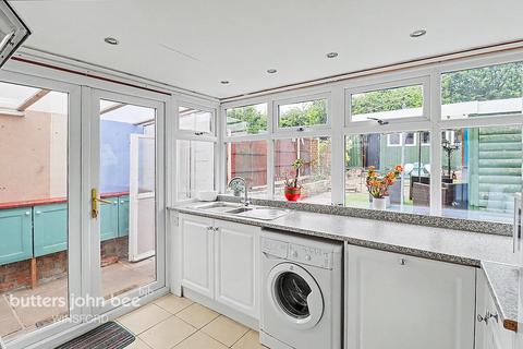 2 bedroom semi-detached house for sale, Station Road, Winsford