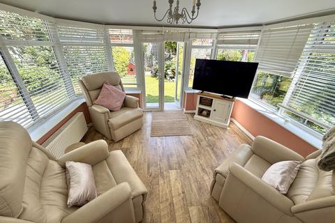3 bedroom detached house for sale, Mill View Road, Beverley, HU17 0UP