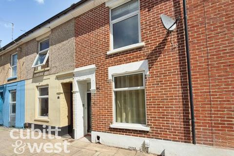 2 bedroom terraced house to rent, Landguard Road Southsea PO4