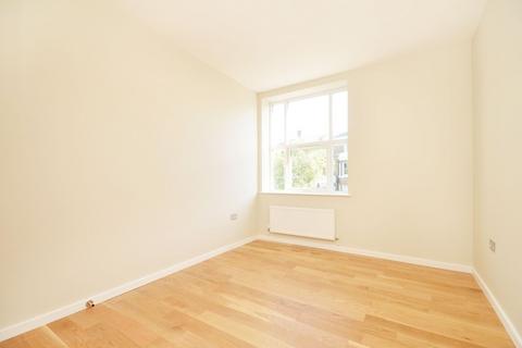 2 bedroom flat for sale, Lampmead Road, Lee, London, SE12