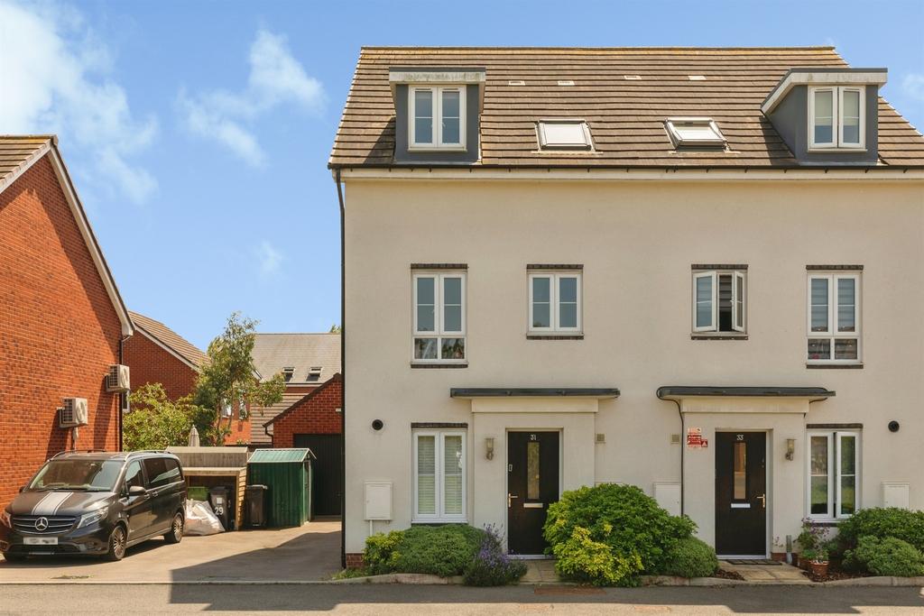 Ten Acre Rise, Patchway, Bristol