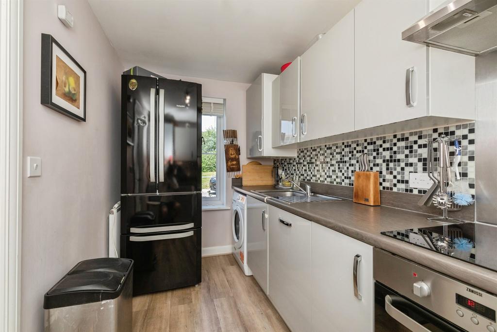 Ten Acre Rise, Patchway, Bristol - View 5