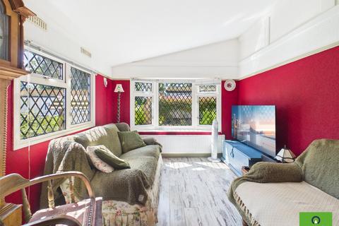undefined, North End, Noak Hill RM3