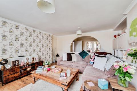 3 bedroom terraced house for sale, Bridport Road, Swindon, Wiltshire, SN3
