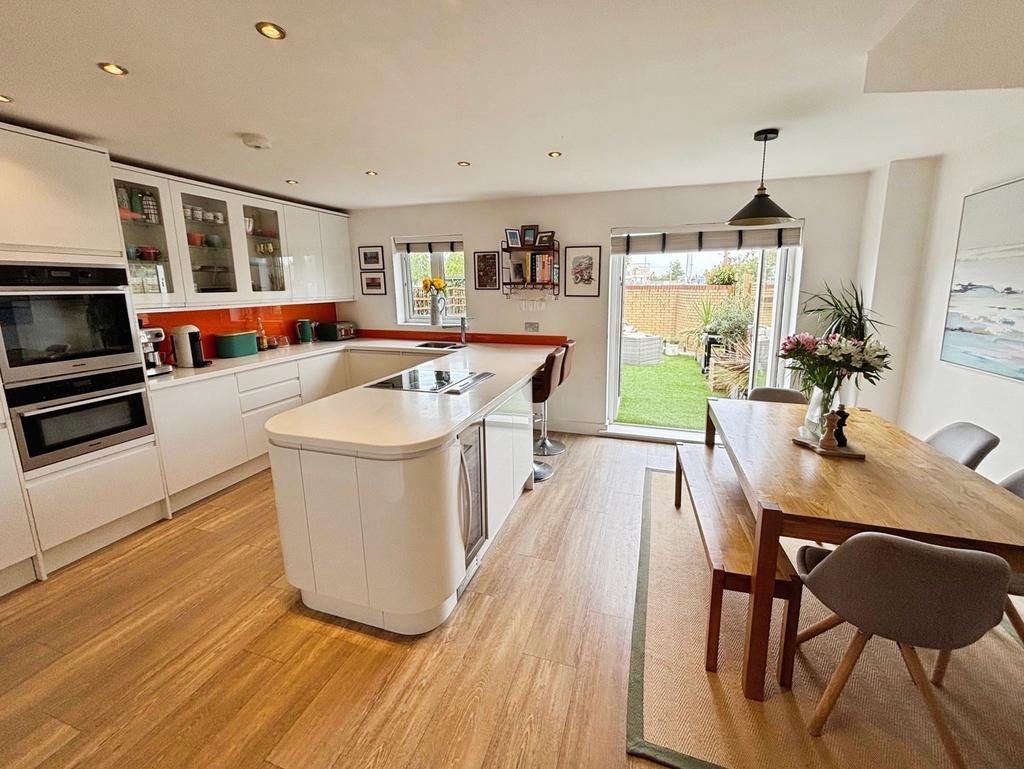 House in Cardiff - View 2