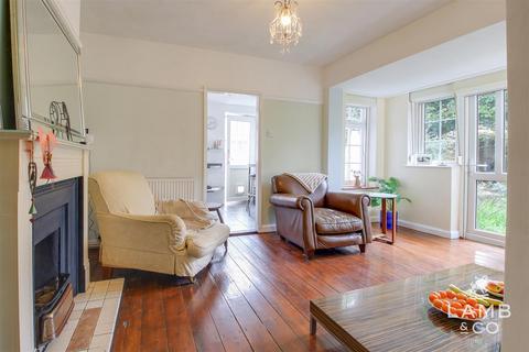 3 bedroom detached bungalow for sale, Sladburys Lane, Clacton-On-Sea CO15