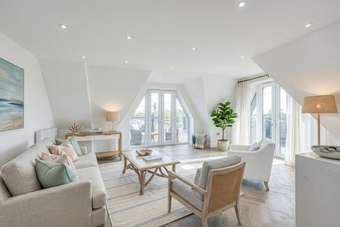 undefined, Hall Crescent, Hadleigh SS7