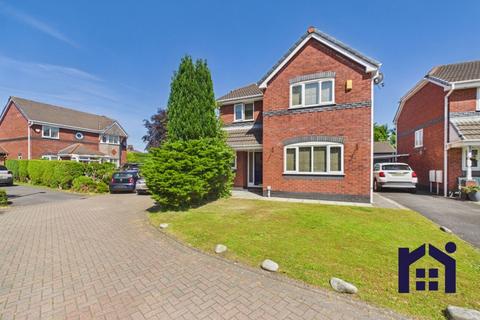 4 bedroom detached house for sale, Stokes Hall Avenue, Leyland, PR25 3FA