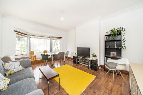2 bedroom flat for sale, Oxgate Gardens, London NW2
