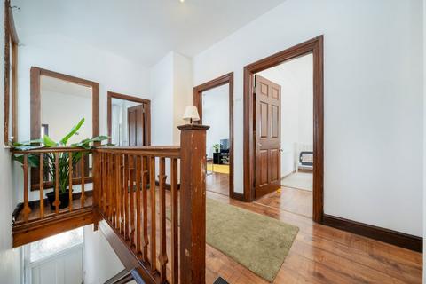 2 bedroom flat for sale, Oxgate Gardens, London NW2