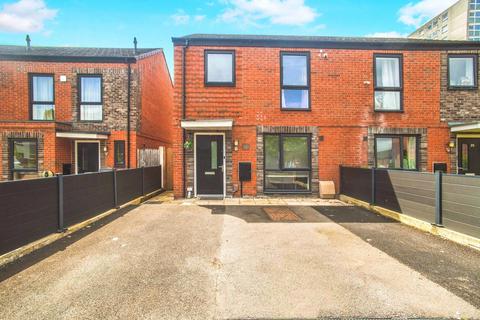 3 bedroom semi-detached house for sale, Landos Road, MANCHESTER, Lancashire, M40