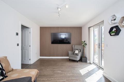 3 bedroom semi-detached house for sale, Landos Road, MANCHESTER, Lancashire, M40