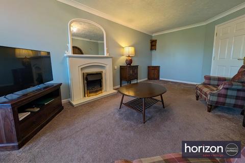 2 bedroom apartment for sale, Constantine Court, Middlesbrough TS1