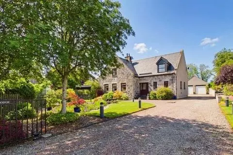 4 bedroom villa for sale