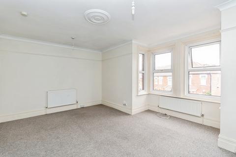 2 bedroom maisonette for sale, Sholing Road, Southampton, Hampshire, SO19