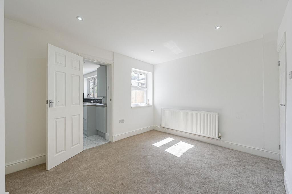 House in Bexleyheath - View 2