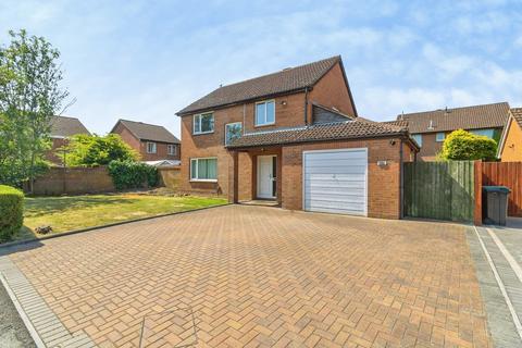 4 bedroom detached house for sale, Summerhayes, Great Linford, Milton Keynes, Buckinghamshire, MK14