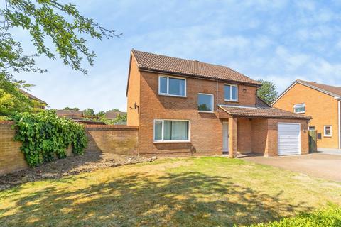 4 bedroom detached house for sale, Summerhayes, Great Linford, Milton Keynes, Buckinghamshire, MK14
