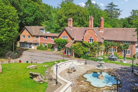 6 bedroom detached house for sale, Clappins Lane, North Dean, High Wycombe, Buckinghamshire HP14