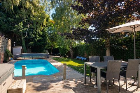 5 bedroom detached house for sale, Lime Tree Paddock, Scothern, LN2