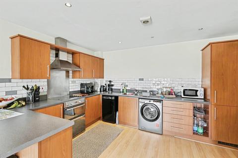 2 bedroom flat for sale, Wilks Walk, Grange Park, Northampton