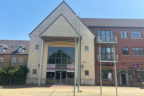 2 bedroom flat for sale, Wilks Walk, Grange Park, Northampton