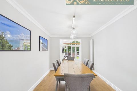 4 bedroom detached house for sale, Crowswood Drive, Stalybridge