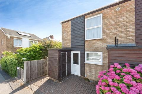 Edwards Close, Worcester Park, KT4