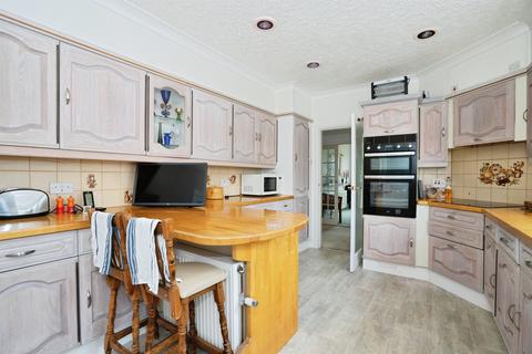 2 bedroom detached bungalow for sale, The Esplanade, Telscombe Cliffs, Peacehaven