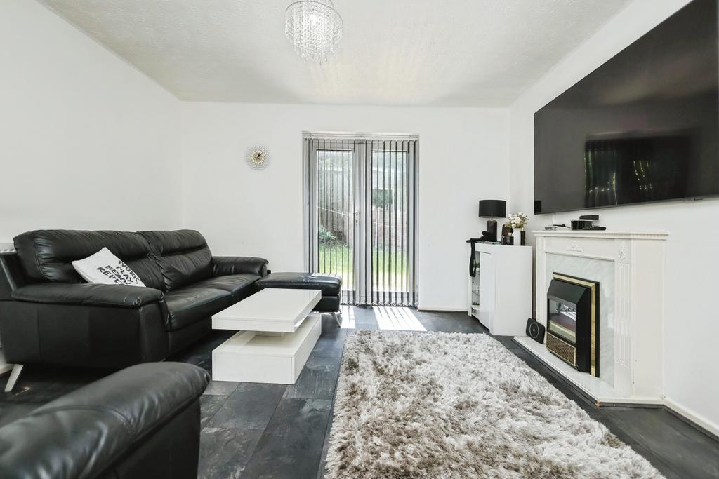 House in Birmingham, West Midlands - View 2