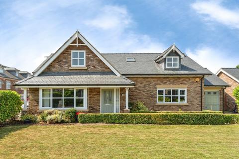 4 bedroom detached house for sale, Ffordd Brenig, St Asaph LL17